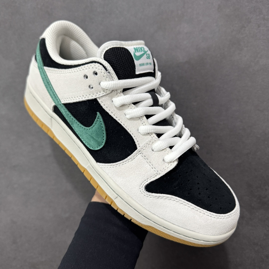 图片[3]-【YC纯原】Nike SB Dunk Low 麂皮灰绿生胶 SB低帮休闲板鞋 HF3704-001  #大厂纯原品质出货 清洁度 电绣工艺 皮料切割干净无任何毛边 细节完美  尺码：40 40.5 41 42 42.5 43 44 44.5 45 46 编码：HXSB310320-选品中心