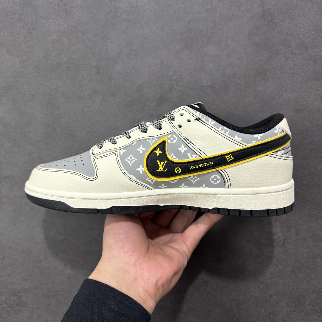 图片[2]-【定制版】Nike SB Dunk Low LV联名款 高端定制 低帮休闲板鞋 #定制鞋盒 大厂纯原品质出货 超高清洁度 皮料切割干净无任何毛边 细节完美 货号：DN3168-029 尺码：36 36.5 37.5 38 38.5 39 40 40.5 41 42 42.5 43 44 44.5 45-选品中心