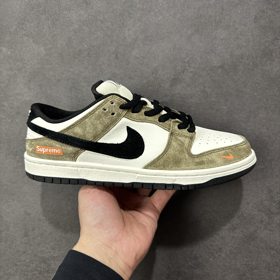 【定制版】Nike SB Dunk Low 马年限定 白黑褐 高端定制 低帮休闲板鞋 #定制鞋盒 大厂纯原品质出货 超高清洁度 皮料切割干净无任何毛边 细节完美 货号：AJ6817-002 尺码：36 36.5 37.5 38 38.5 39 40 40.5 41 42 42.5 43 44 44.5 45-选品中心