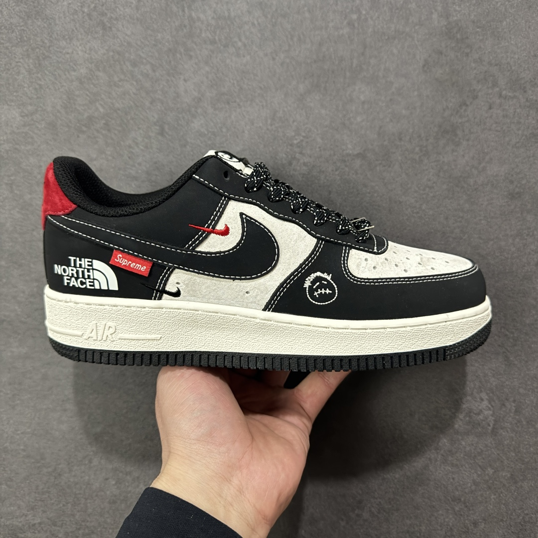 【定制版】Nike Air Force 1 Low 07 x The North Face 黑灰双小勾满天星 货号：KG6699 F43 尺码：36 36.5 37.5 38 38.5 39 40 40.5 41 42 42.5 43 44 44.5 45 编码：HXSB310320-选品中心