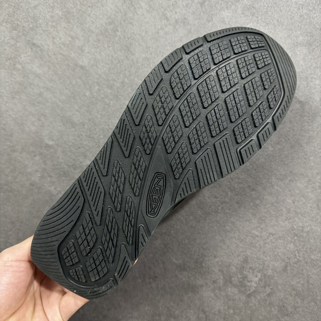 图片[9]-【中山原单版】 KEEN科恩 JASPER 3 户外休闲 耐磨透气 低帮户外徒步鞋 日系街头复古风 可以暴走2w步的丑鞋 第一眼丑萌丑萌，一上脚真香! 平台代购专供 官网一致包装 原版鞋垫舒适度一级棒 回弹好 牛皮鞋身的包裹性hin好，透气舒适 徒步登山 citywalk选它准没错， 鞋底足够软，回弹性不错 配送原版替换鞋带 多姿多彩 尺码：35 36 37 38 39 40 41 42 43 44 45 货号：10225116-选品中心