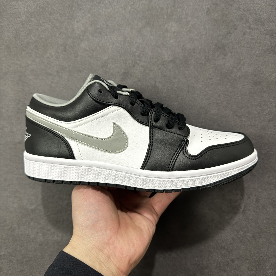 【绿X版本】aj1低帮系列!全码出货! 全网最权威性的版本!内置气垫,无论材料 版型 细节 绝对是市场目前最顶级的货!实物见真章,懂货的兄弟可以认真研究! 尺码:36-45 货号:553558-040 编码:GQB260270-选品中心