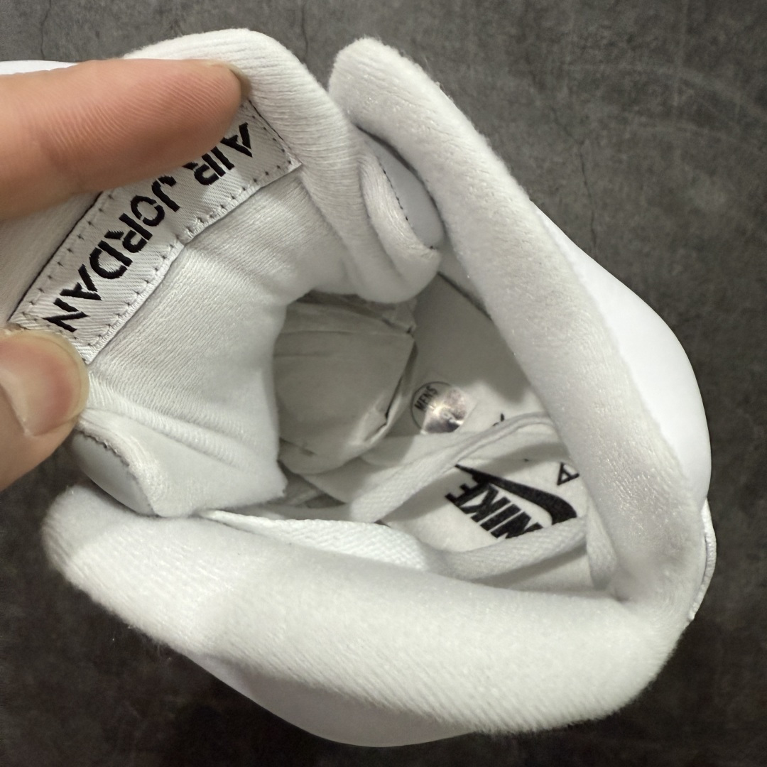 图片[7]-【PK纯原】Air Jordan 5 Retro \”White Metallic\” AJ5 乔5白银 HQ7978-103 国内一线大厂出品 匠心打造 原厂皮料原厂数据 全新纸板 模具打造 外贸 平台高端零售专供品质 品质毋庸置疑 一眼正品既视感 细节均已解码 尺码：40 40.5 41 42 42.5 43 44 44.5 45 46 47.5-选品中心