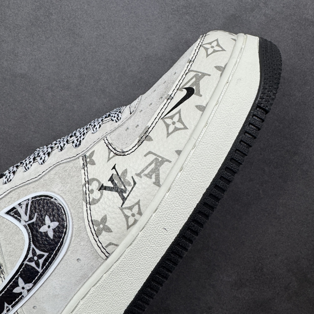 图片[5]-【定制版】Nike Air Force 1\’07 Low 灰白老花 空军一号低帮休闲板鞋  #定制皮料 原厂3D打印 定制鞋盒 原楦原纸板 纯正空军版型 内置全掌气垫 货号：SY1388-030  尺码：36 36.5 37.5 38 38.5 39 40 40.5 41 42 42.5 43 44 44.5 45-选品中心