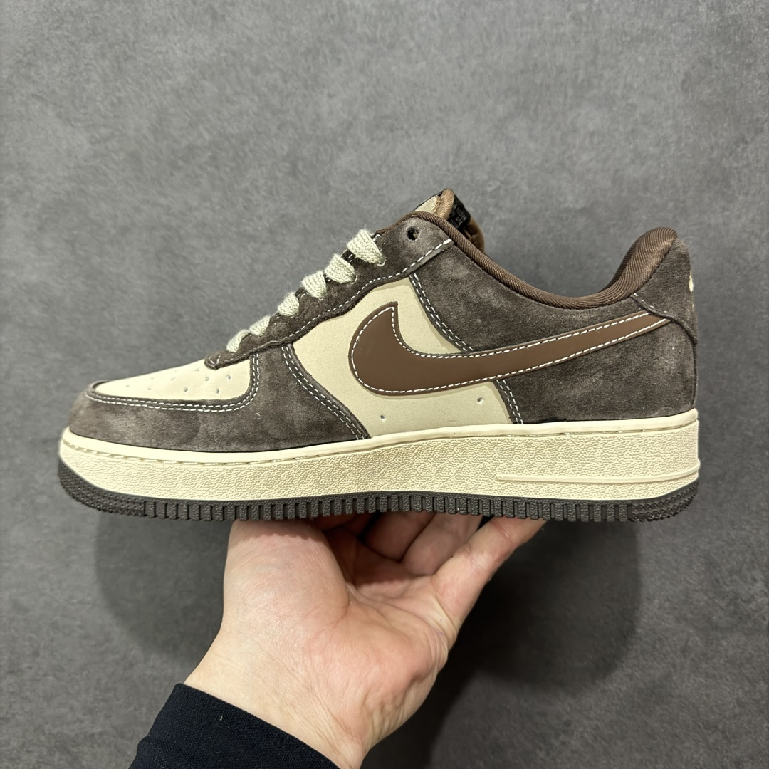 图片[2]-【定制版】Nike Air Force 1\’07 Low 咖棕拼浅卡其 空军一号低帮休闲板鞋  #原楦头原纸板 高端定制鞋盒 原厂鞋底 超高清洁度 细节完美 货号：KL1688-001  尺码：36 36.5 37.5 38 38.5 39 40 40.5 41 42 42.5 43 44 44.5 45-选品中心