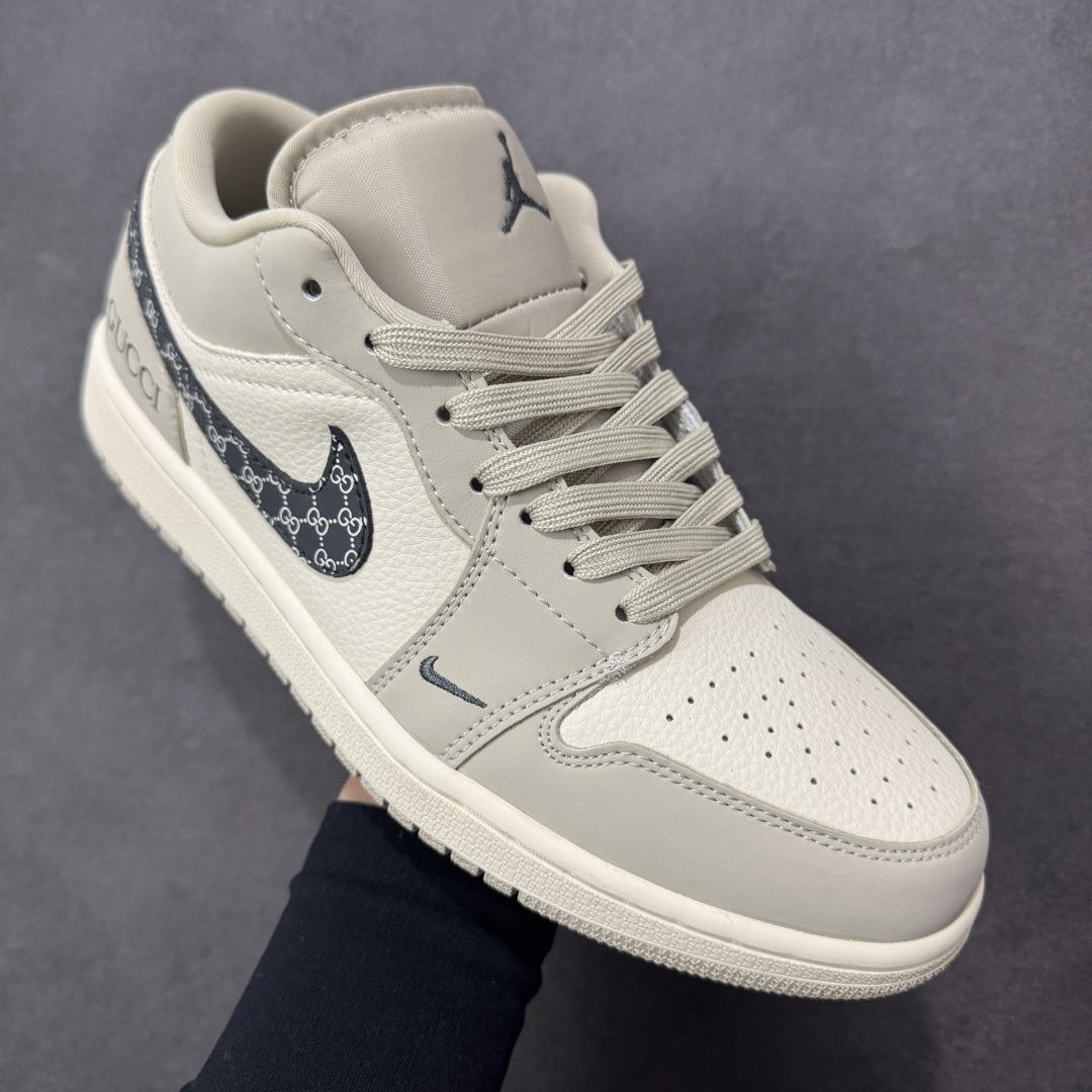 图片[3]-【定制版】Nike Air Jordan 1 Low 定制配色 古驰联名定制AJ联名-高端定制 低帮复古文化板鞋 #定制鞋盒 大厂纯原品质出货 超高清洁度 皮料切割干净无任何毛边 细节完美 货号：QJ1988-006 尺码：36 36.5 37.5 38 38.5 39 40 40.5 41 42 42.5 43 44 45 编码：HXSB330340-选品中心