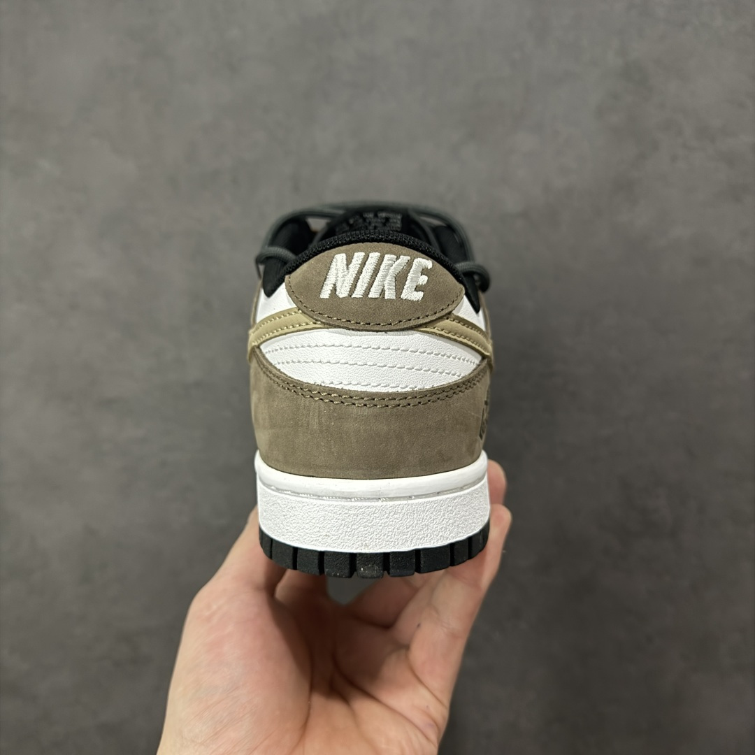 图片[4]-【定制版】Nike SB Dunk Low 绑带 周年高端定制 低帮休闲板鞋 HF5441-100  #定制鞋盒 大厂纯原品质出货 超高清洁度 皮料切割干净无任何毛边 细节完美   尺码：40 40.5 41 42 42.5 43 44 44.5 45 46 编码：HXSB330340-选品中心