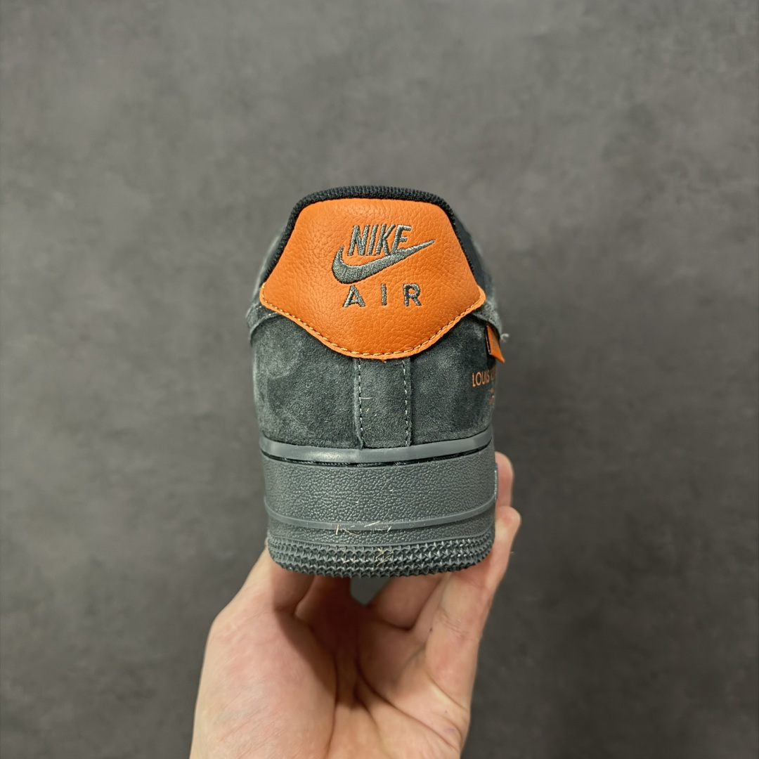 图片[4]-【定制版】NIke Air Force 1 \’07 Low “马年限定–岩灰缀橙” 空军一号低帮 运动鞋 休闲鞋 头层皮 折边针车 工艺难度大 原楦头原纸板 高端定制鞋盒 原厂鞋底 超高清洁度 细节完美 货号：FV3694-105 尺码：36 36.5 37.5 38 38.5 39 40 40.5 41 42 42.5 43 44 44.5 45 编码：HXSB310320-选品中心
