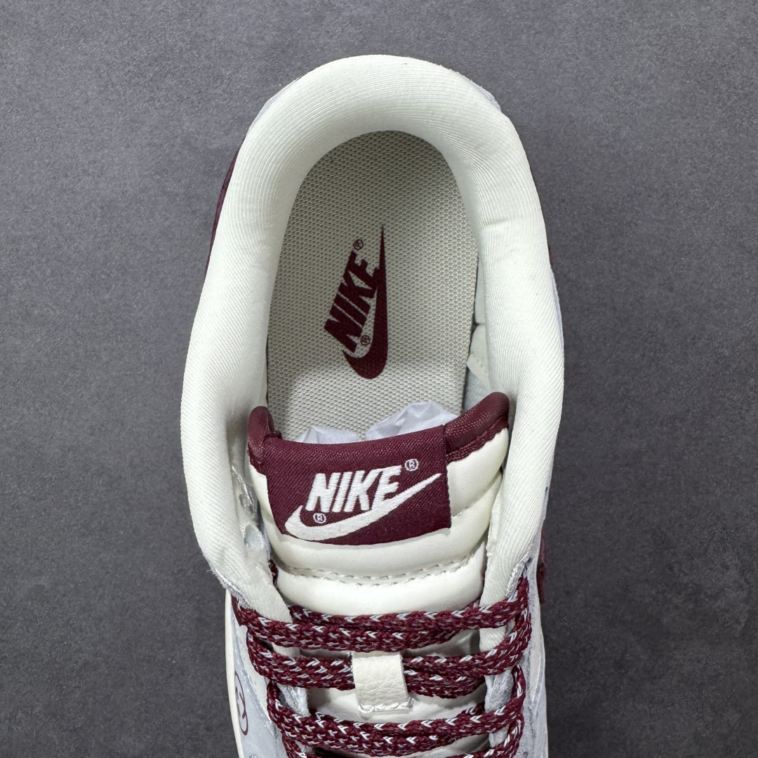 图片[7]-【定制版】Nike SB Dunk Low 古驰联名 灰白拼酒红 高端定制 低帮休闲板鞋 #定制鞋盒 大厂纯原品质出货 超高清洁度 皮料切割干净无任何毛边 细节完美 货号：DN3168-012 尺码：36 36.5 37.5 38 38.5 39 40 40.5 41 42 42.5 43 44 44.5 45-选品中心