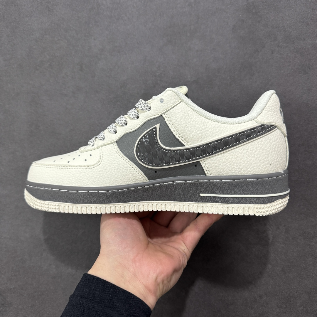 图片[2]-【定制版】Nike Air Force 1\’07 Low 米白拼深灰 空军一号低帮休闲板鞋  #原楦头原纸板 高端定制鞋盒 原厂鞋底 超高清洁度 细节完美 货号：SM6668-107  尺码：36 36.5 37.5 38 38.5 39 40 40.5 41 42 42.5 43 44 44.5 45-选品中心