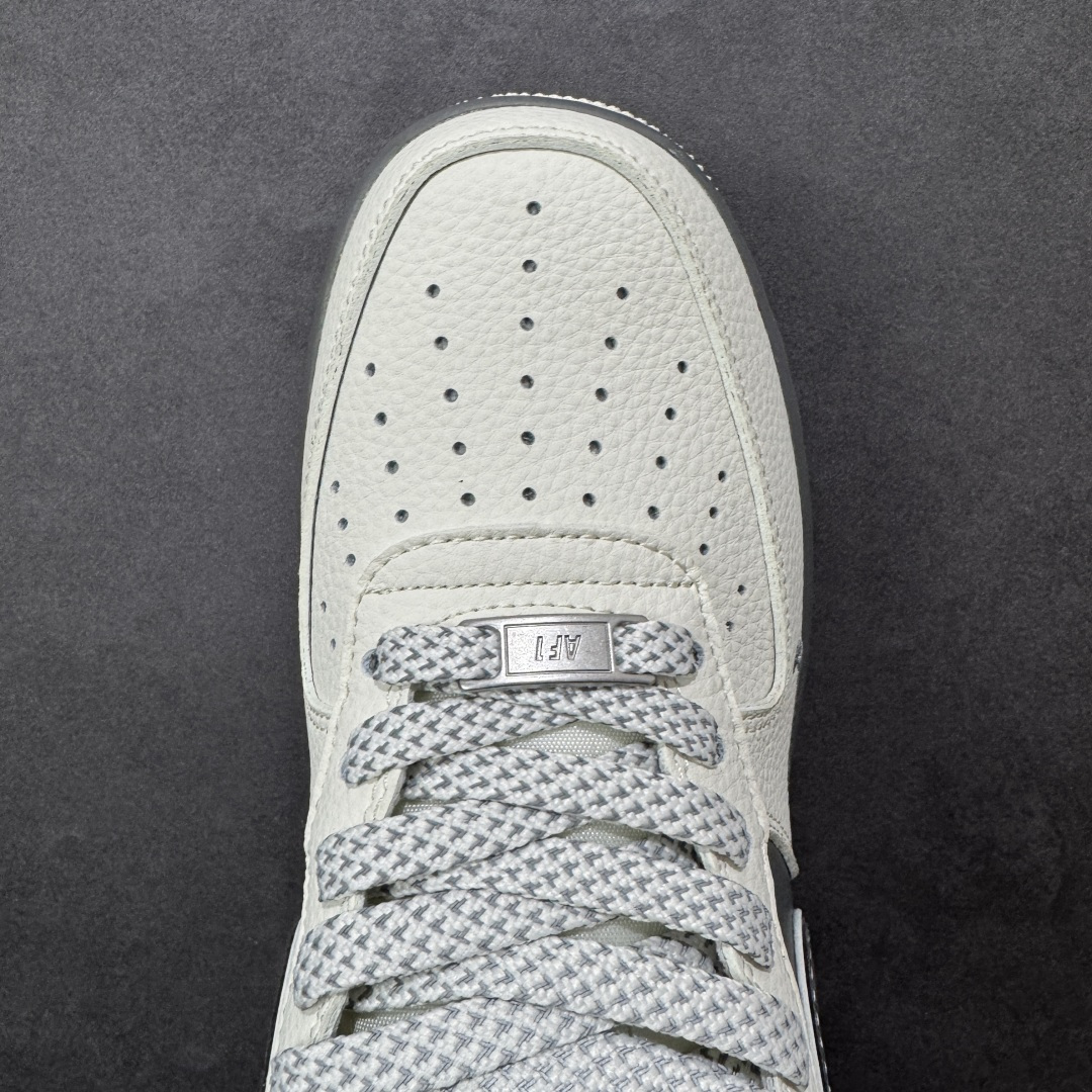 图片[8]-【定制版】Nike Air Force 1\’07 Low 米白拼深灰 空军一号低帮休闲板鞋  #原楦头原纸板 高端定制鞋盒 原厂鞋底 超高清洁度 细节完美 货号：SM6668-107  尺码：36 36.5 37.5 38 38.5 39 40 40.5 41 42 42.5 43 44 44.5 45-选品中心