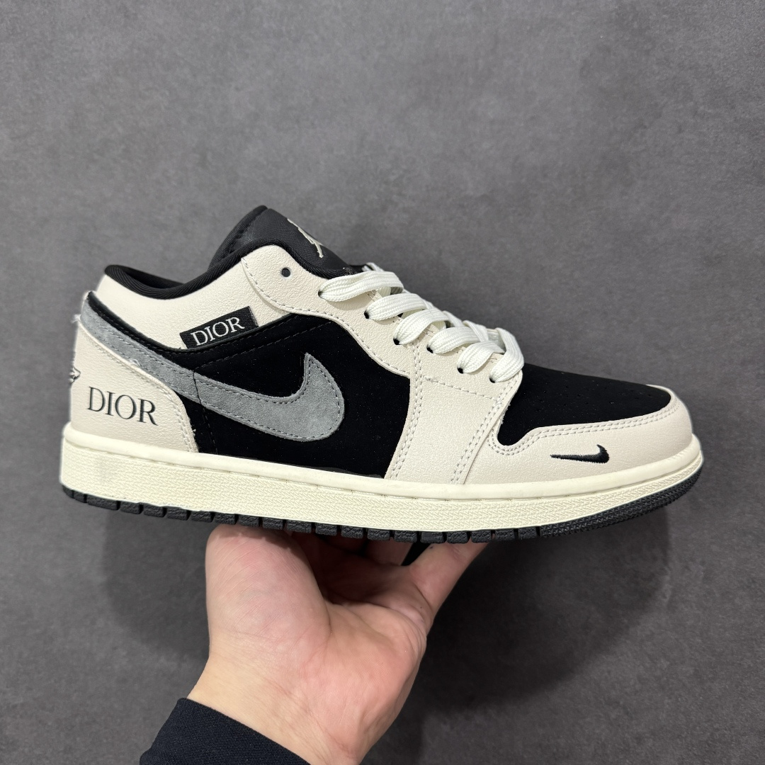 【定制版】Air Jordan 1 Low AJ1 乔1迪奥联名 黑灰 高端定制 低帮复古篮球鞋 #定制皮料 原厂3D打印 定制鞋盒 原楦原纸板 纯正空军版型 内置全掌气垫 货号:LD8888-012 尺码:36 36.5 37.5 38 38.5 39 40 40.5 41 42 42.5 43 44 44.5 45-选品中心
