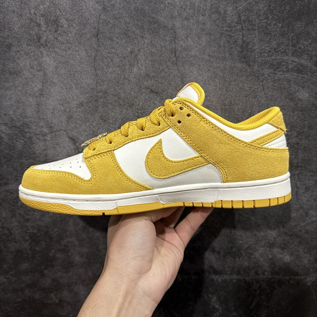 图片[2]-【CS纯原版】DUNK 官方新版双勾 马年限定🔥金勾白绿 马上发财❗️马上有钱❗️ 纯原大厂出品 顶级版本👏 原装头层材料 独家版型蒸餾加工 帶來的是更好的视觉和脚感体验 大厂纯原品质出货 清洁度 电绣工艺 皮料切割干净无任何毛边 细节完美 货号：IB4417-101 尺码：36 36.5 37.5 38 38.5 39 40 40.5 41 42 42.5 43 44 44.5 45 46-选品中心