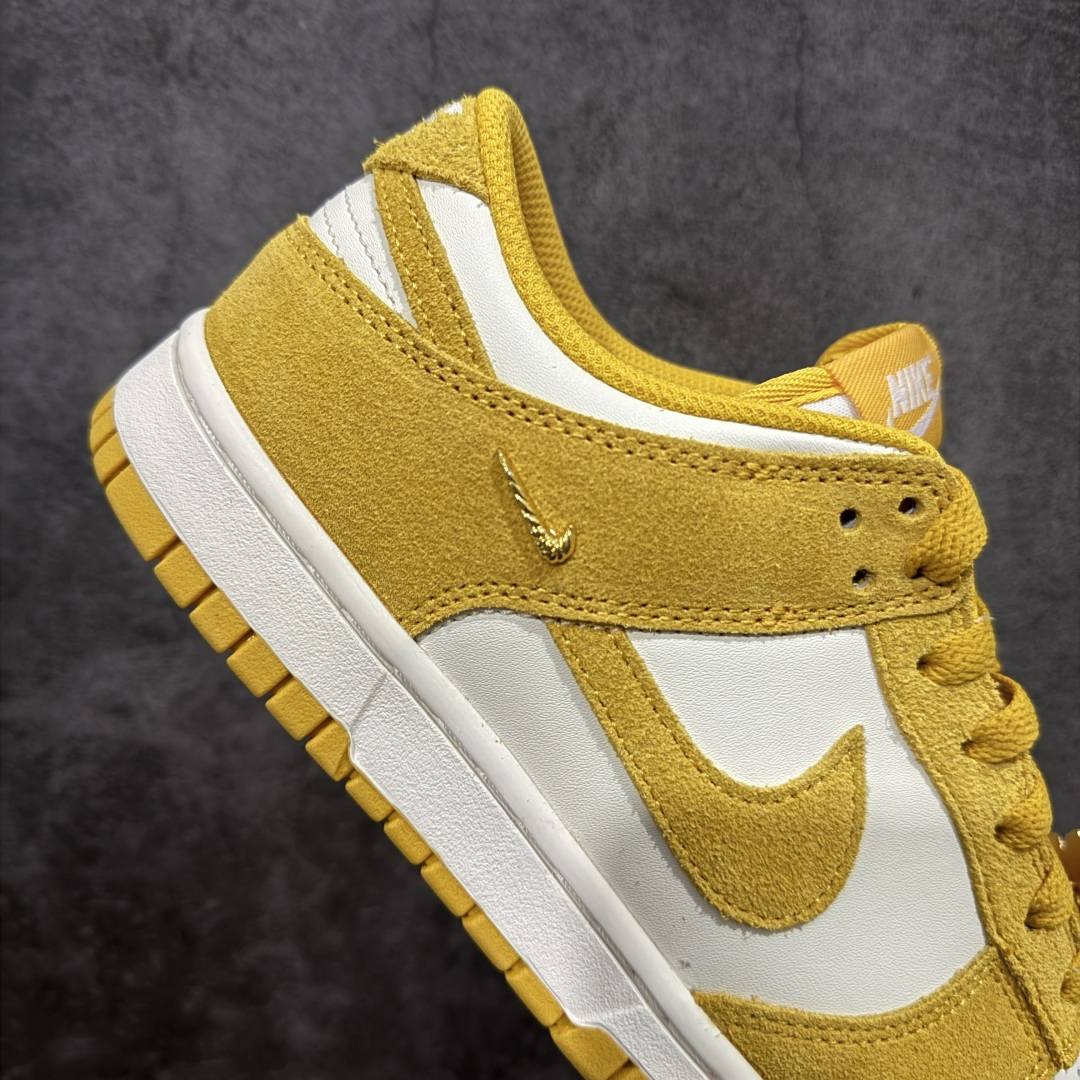 图片[7]-【CS纯原版】DUNK 官方新版双勾 马年限定🔥金勾白绿 马上发财❗️马上有钱❗️ 纯原大厂出品 顶级版本👏 原装头层材料 独家版型蒸餾加工 帶來的是更好的视觉和脚感体验 大厂纯原品质出货 清洁度 电绣工艺 皮料切割干净无任何毛边 细节完美 货号：IB4417-101 尺码：36 36.5 37.5 38 38.5 39 40 40.5 41 42 42.5 43 44 44.5 45 46-选品中心