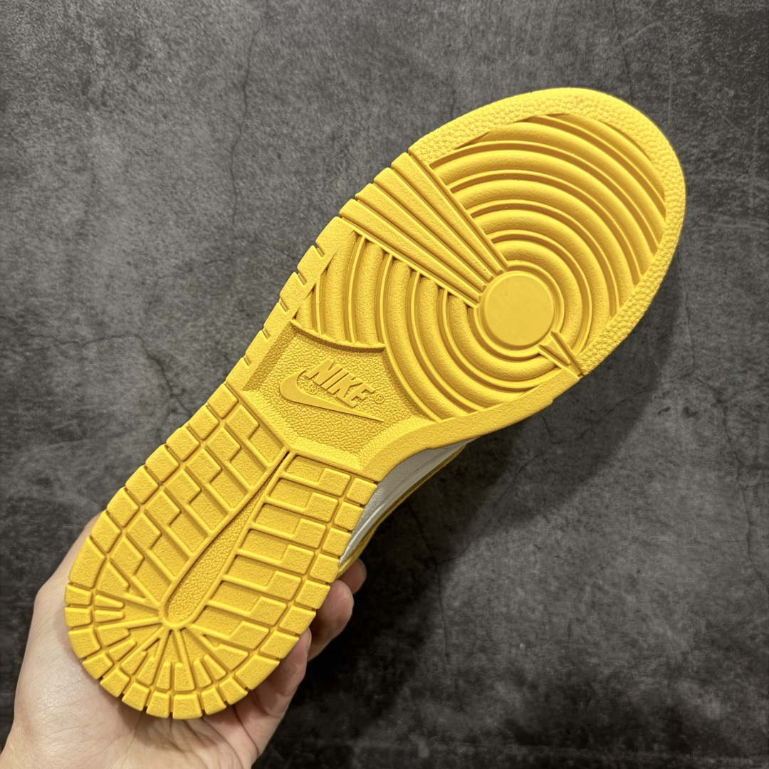 图片[9]-【CS纯原版】DUNK 官方新版双勾 马年限定🔥金勾白绿 马上发财❗️马上有钱❗️ 纯原大厂出品 顶级版本👏 原装头层材料 独家版型蒸餾加工 帶來的是更好的视觉和脚感体验 大厂纯原品质出货 清洁度 电绣工艺 皮料切割干净无任何毛边 细节完美 货号：IB4417-101 尺码：36 36.5 37.5 38 38.5 39 40 40.5 41 42 42.5 43 44 44.5 45 46-选品中心