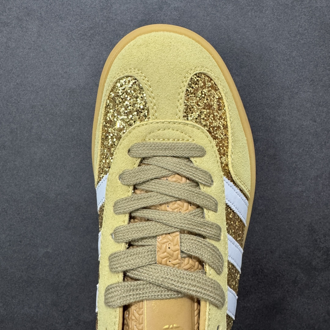 图片[8]-【公司级】Adidas originals Gazelle Indoor GL复古单品 自1960年代发售以来，“GAZELLE”系列凭借其古典复古魅力，一直备受喜爱。如今，该系列以最新潮流的“运动&少女”穿搭造型亮相，展示了其作为时尚单品的独特魅力。其设计注重脚的舒适度和时尚感，吸引了众多消费者的目光 货号：JR1266 尺码：35.5 36 36.5 37 38 38.5 39 40 40.5 41 42 42.5 43 44 45-选品中心