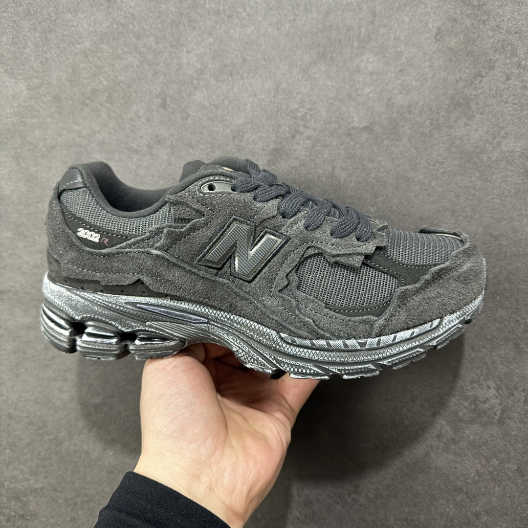 【FS纯原福利】New Balance NB2002R系列 最强福利 纯原封神版本 强力主推 顶级组合大底 原厂皮料 品质可对标 M/总裁版 工厂匠心打造 耗时数月开发完成 工艺极其复杂难度可想而知 新开独立私模大底（非市场一体公底）全网唯一正确六层组合大底 高端零售专供产物 相当nice 之前高价卖的产品 现在白菜价抛售 尺码：36-45 货号：M2002RDB-选品中心