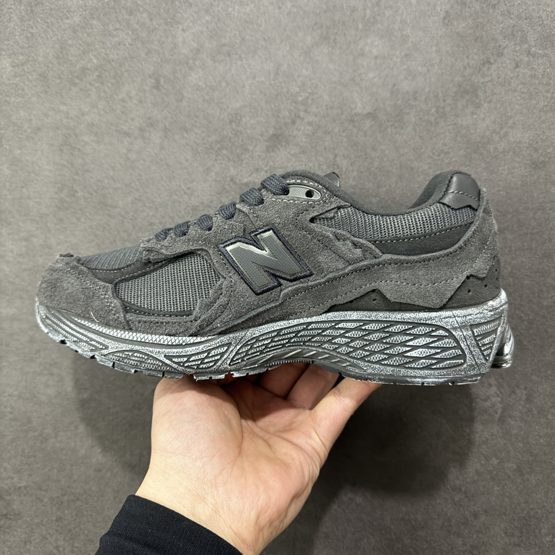 图片[2]-【FS纯原福利】New Balance NB2002R系列 最强福利 纯原封神版本 强力主推 顶级组合大底 原厂皮料 品质可对标 M/总裁版 工厂匠心打造 耗时数月开发完成 工艺极其复杂难度可想而知 新开独立私模大底（非市场一体公底）全网唯一正确六层组合大底 高端零售专供产物 相当nice 之前高价卖的产品 现在白菜价抛售 尺码：36-45 货号：M2002RDB-选品中心