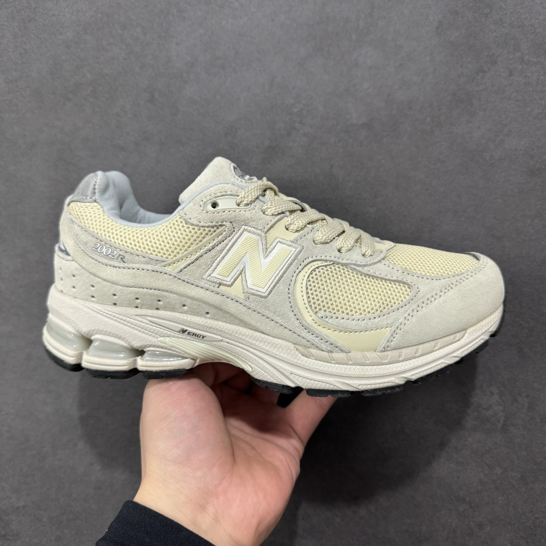 【FS纯原福利】New Balance NB2002R系列 最强福利 纯原封神版本 强力主推 顶级组合大底 原厂皮料 品质可对标 M/总裁版 工厂匠心打造 耗时数月开发完成 工艺极其复杂难度可想而知 新开独立私模大底(非市场一体公底)全网唯一正确六层组合大底 高端零售专供产物 相当nice 之前高价卖的产品 现在白菜价抛售 尺码:36-45 货号:ML2002RE-选品中心