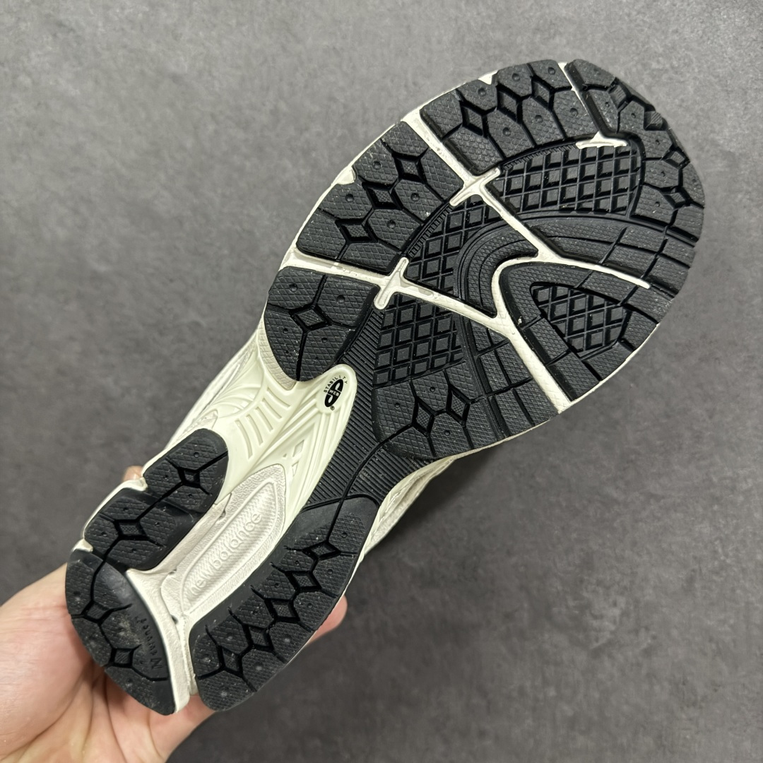 图片[9]-【FS纯原福利】New Balance NB2002R系列 最强福利 纯原封神版本 强力主推 顶级组合大底 原厂皮料 品质可对标 M/总裁版 工厂匠心打造 耗时数月开发完成 工艺极其复杂难度可想而知 新开独立私模大底（非市场一体公底）全网唯一正确六层组合大底 高端零售专供产物 相当nice 之前高价卖的产品 现在白菜价抛售 尺码：36-45 货号：ML2002RE-选品中心