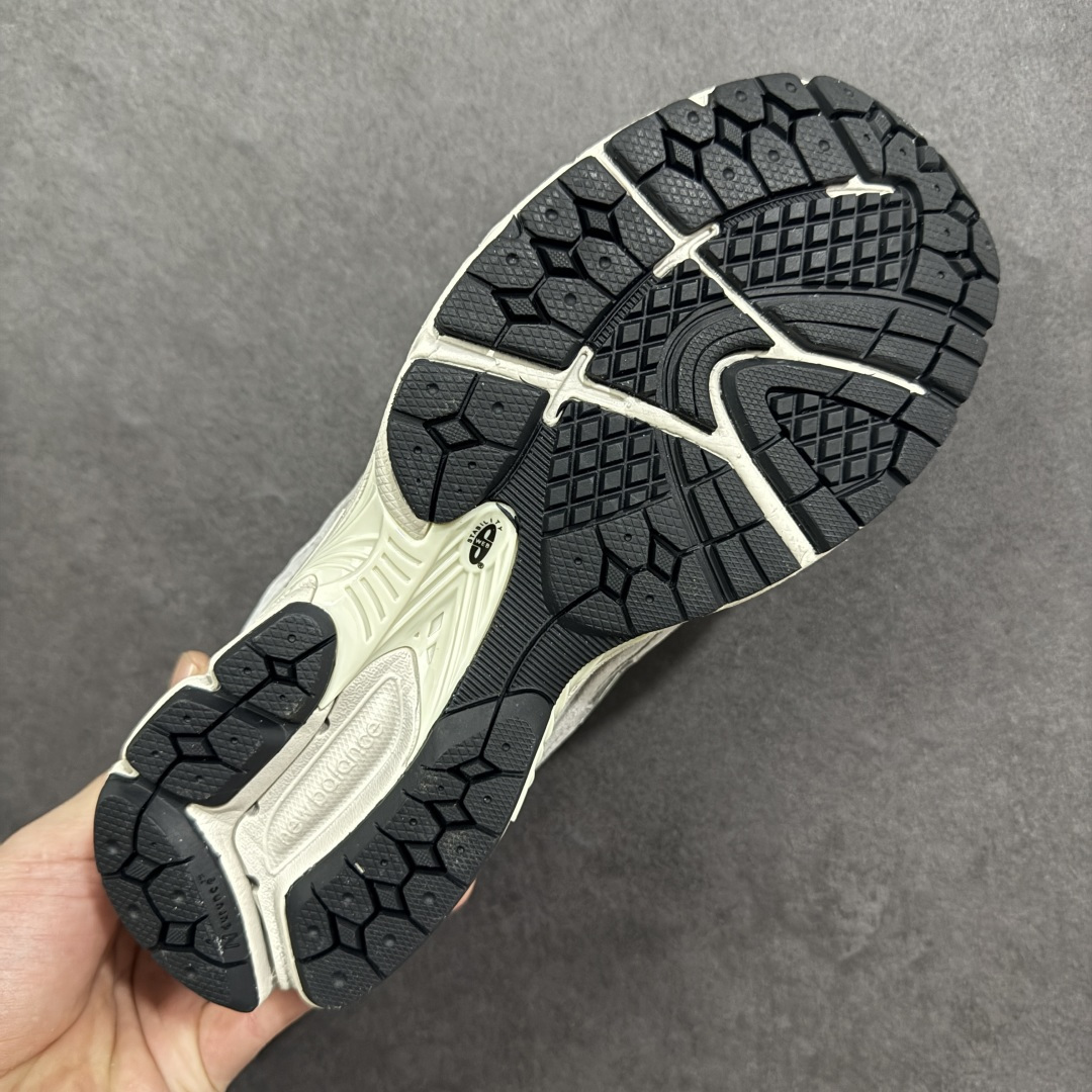 图片[9]-【FS纯原福利】New Balance NB2002R系列 最强福利 纯原封神版本 强力主推 顶级组合大底 原厂皮料 品质可对标 M/总裁版 工厂匠心打造 耗时数月开发完成 工艺极其复杂难度可想而知 新开独立私模大底（非市场一体公底）全网唯一正确六层组合大底 高端零售专供产物 相当nice 之前高价卖的产品 现在白菜价抛售 尺码：36-45带半码 货号：ML2002RC-选品中心