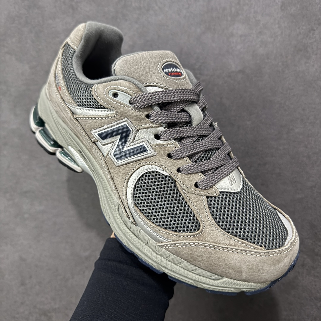 图片[3]-【FS纯原福利】New Balance NB2002R系列 最强福利 纯原封神版本 强力主推 顶级组合大底 原厂皮料 品质可对标 M/总裁版 工厂匠心打造 耗时数月开发完成 工艺极其复杂难度可想而知 新开独立私模大底（非市场一体公底）全网唯一正确六层组合大底 高端零售专供产物 相当nice 之前高价卖的产品 现在白菜价抛售 尺码：36-45带半码 货号：ML2002RA-选品中心