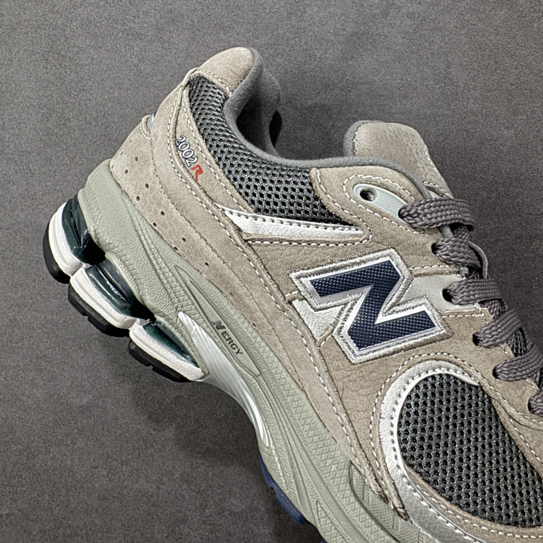 图片[6]-【FS纯原福利】New Balance NB2002R系列 最强福利 纯原封神版本 强力主推 顶级组合大底 原厂皮料 品质可对标 M/总裁版 工厂匠心打造 耗时数月开发完成 工艺极其复杂难度可想而知 新开独立私模大底（非市场一体公底）全网唯一正确六层组合大底 高端零售专供产物 相当nice 之前高价卖的产品 现在白菜价抛售 尺码：36-45带半码 货号：ML2002RA-选品中心
