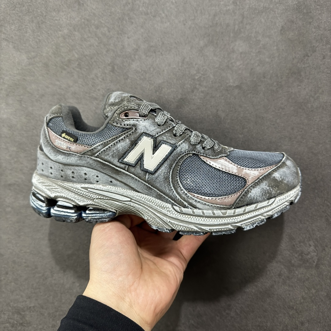 【FS纯原福利】New Balance NB2002R系列 最强福利 纯原封神版本 强力主推 顶级组合大底 原厂皮料 品质可对标 M/总裁版 工厂匠心打造 耗时数月开发完成 工艺极其复杂难度可想而知 新开独立私模大底(非市场一体公底)全网唯一正确六层组合大底 高端零售专供产物 相当nice 之前高价卖的产品 现在白菜价抛售 尺码:36-45带半码 货号:ML2002RXA-选品中心
