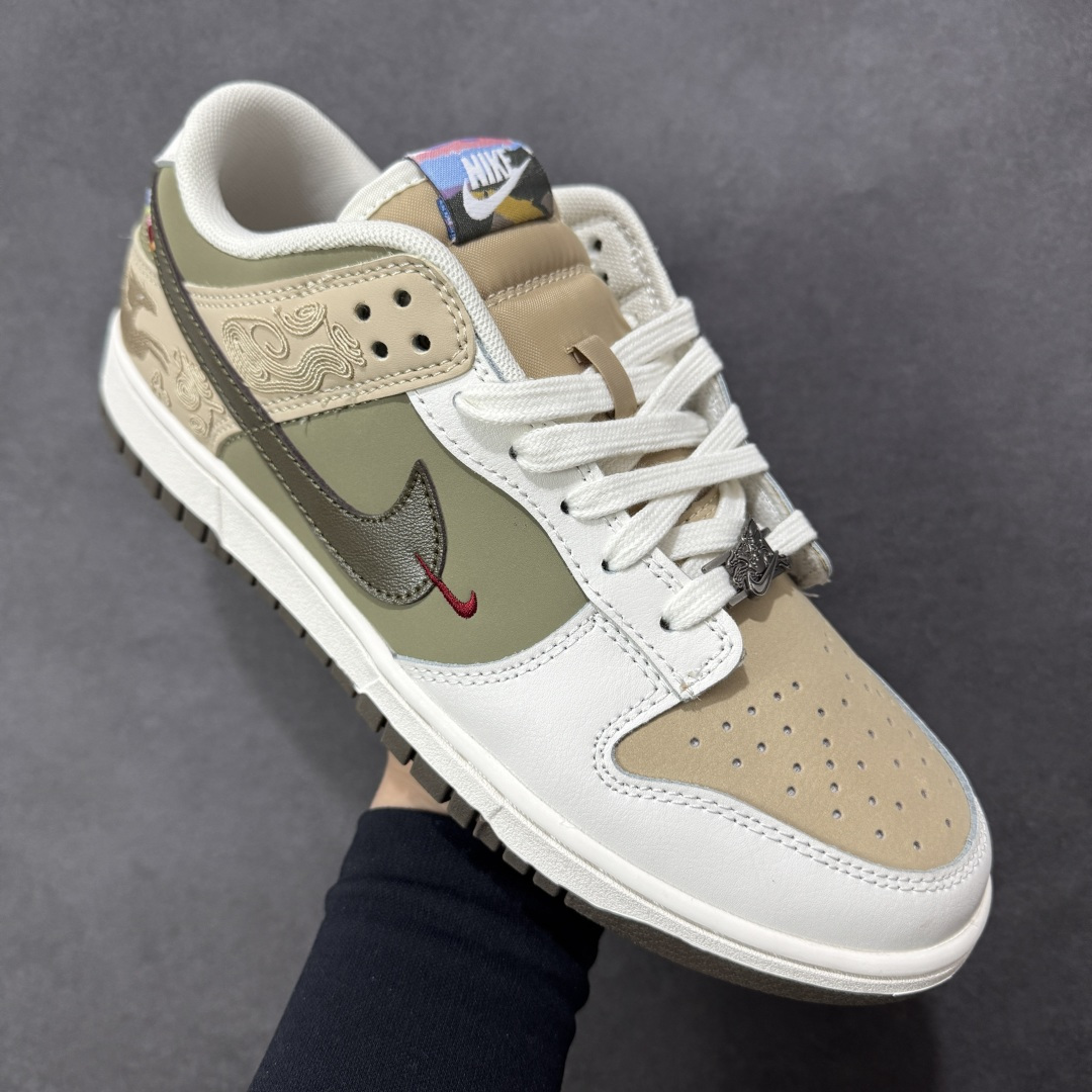 图片[3]-【Bc纯原】独立订单 马年限定款 NIKE DUNK LOW DUNK系列 1：1 材料打造 全网最性价比单价 新年爆炸款式 品质细节一步到位 细节随意对比市场版本 同价位吊打同行版本💪 尺码：35.5-36 货号：IQ1118-220-选品中心