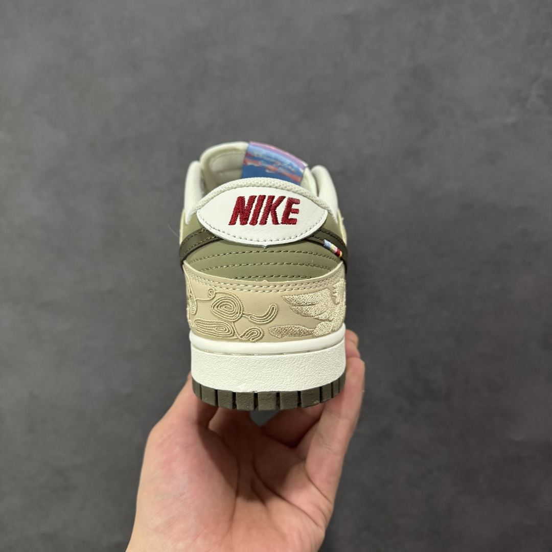 图片[4]-【Bc纯原】独立订单 马年限定款 NIKE DUNK LOW DUNK系列 1：1 材料打造 全网最性价比单价 新年爆炸款式 品质细节一步到位 细节随意对比市场版本 同价位吊打同行版本💪 尺码：35.5-36 货号：IQ1118-220-选品中心