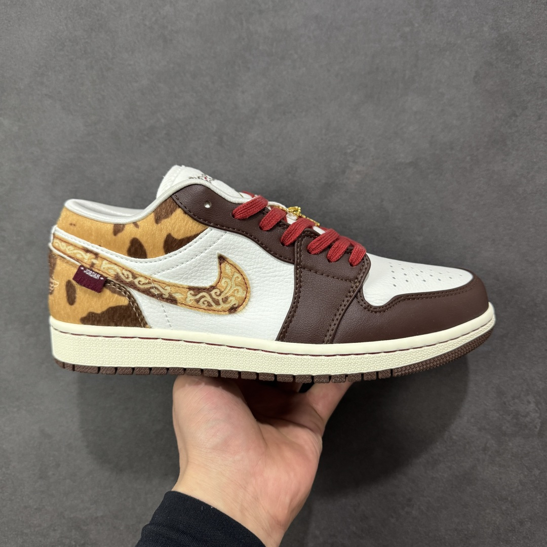 【Bc纯原】独立订单 马年限定款 Air Jordan 1 AJ1系列 1:1 材料打造 全网最性价比单价 新年爆炸款式 品质细节一步到位 细节随意对比市场版本 同价位吊打同行版本💪 尺码:35.5-36 货号:IQ5321/121-选品中心