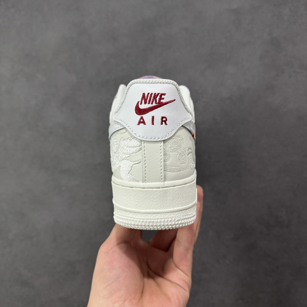 图片[4]-【Bc纯原】独立订单 马年限定款 Air Force 1空军一号 系列 1：1 材料打造 全网最性价比单价 新年爆炸款式 品质细节一步到位 细节随意对比市场版本 同价位吊打同行版本💪 尺码：35.5-36 货号：IQ1119011-选品中心