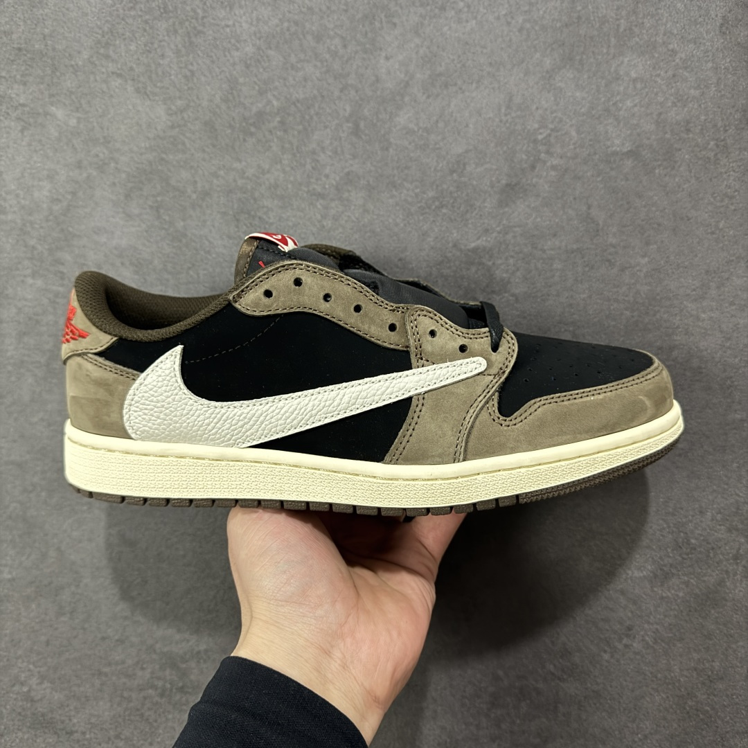 【纯原特价】AJ1倒钩低帮系列 纯头层中高端产物 市场知名版本 原市场零售4-5xx多的货！ 做工 用料 细节都能经得起考验，真真正正的好货特价！ 尺码36-47.5全码齐！ 货号：CQ4277-001-选品中心