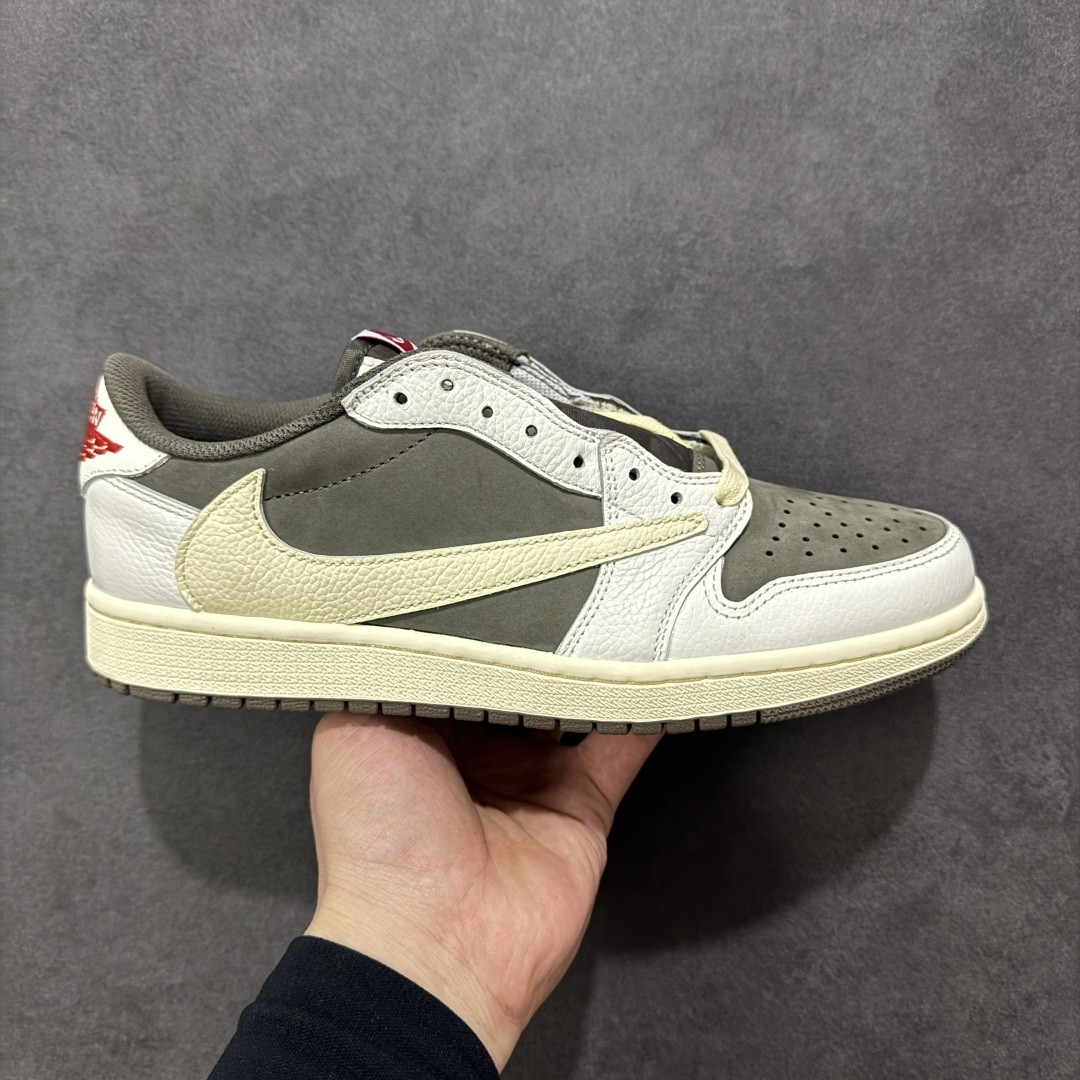 【纯原特价】AJ1倒钩低帮系列 纯头层中高端产物 市场知名版本 原市场零售4-5xx多的货！ 做工 用料 细节都能经得起考验，真真正正的好货特价！ 尺码36-47.5全码齐！ 货号：DM7866-162-选品中心