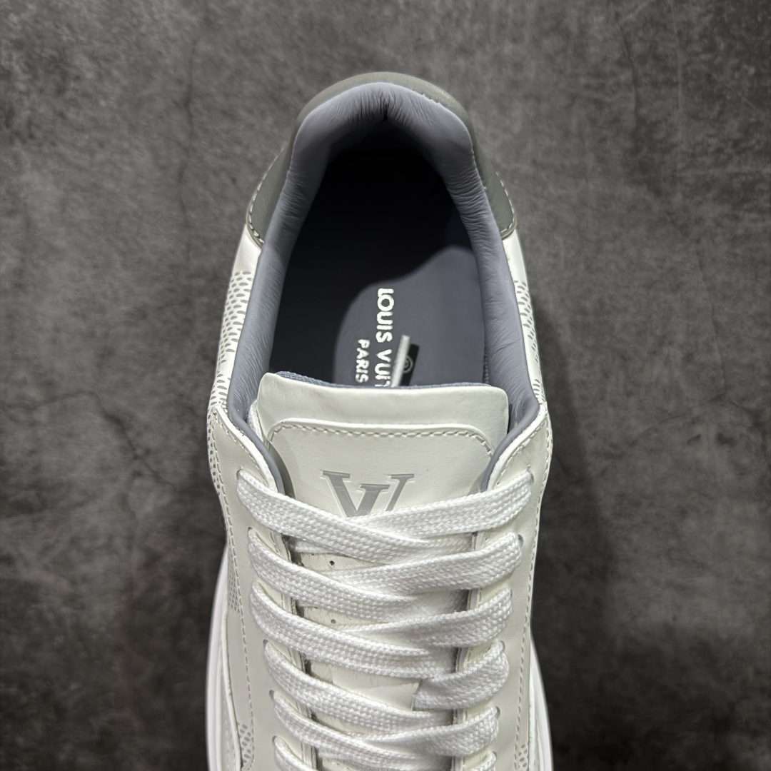 图片[8]-【广东纯原版】LOUIS VUITTON Beverly Hills 牛皮革 圆头系带 低帮 板鞋 男款 配件抽屉礼盒 盒中盒 防尘布袋 身份卡 小票 塑造优雅鞋面橡胶外底厚实而不失轻盈，其上点缀路易威登标识压纹。加衬内底和科技内衬再度升级舒适体验。意大利进口小牛皮内里高档舒适， 小牛真皮内里贴附PU超软脚感乳胶鞋垫 尺码：39 40 41 42 43 44 45-选品中心