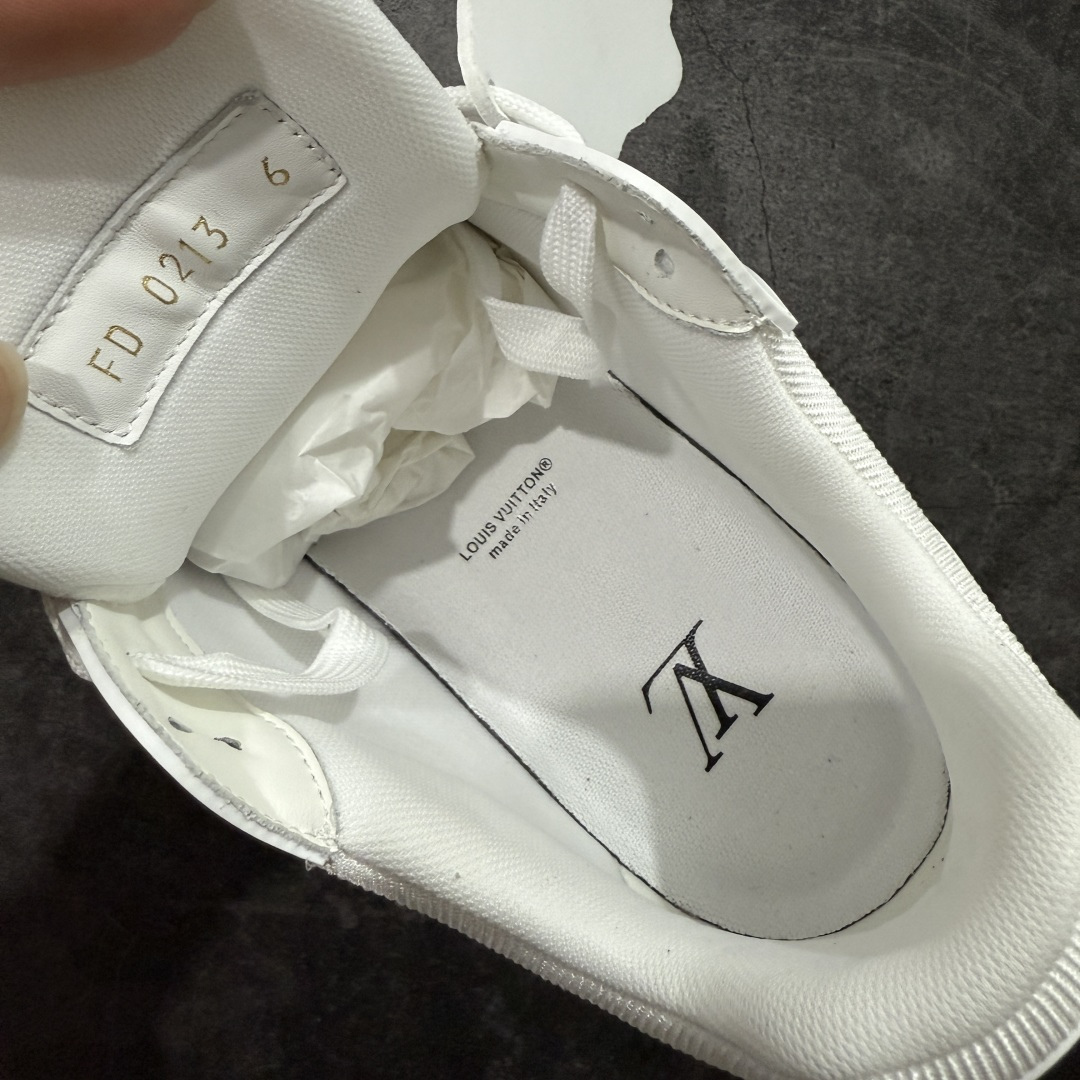 图片[7]-【XC版本】Louis Vuitton LV Trainer系列 新配色入库上架 市场货一堆的东西没必要做文案吹嘘 实拍如图 所见即所得 细节细揣摩 让你感受真正的好货 尺码： 39 40 41 42 43 44 45 46-选品中心