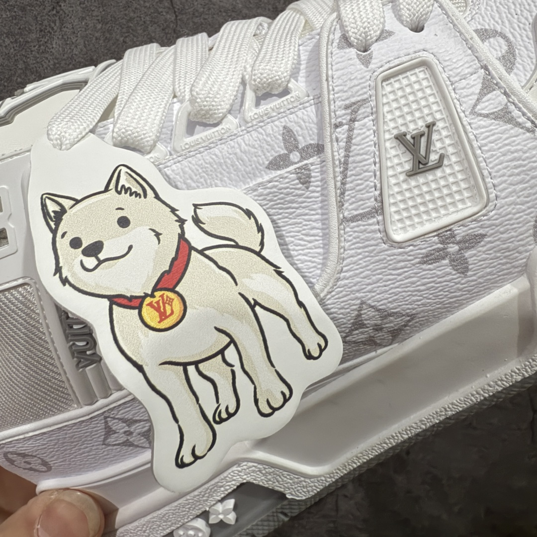 图片[4]-【XC版本】Louis Vuitton LV Trainer系列 新配色入库上架 市场货一堆的东西没必要做文案吹嘘 实拍如图 所见即所得 细节细揣摩 让你感受真正的好货 尺码： 39 40 41 42 43 44 45 46-选品中心