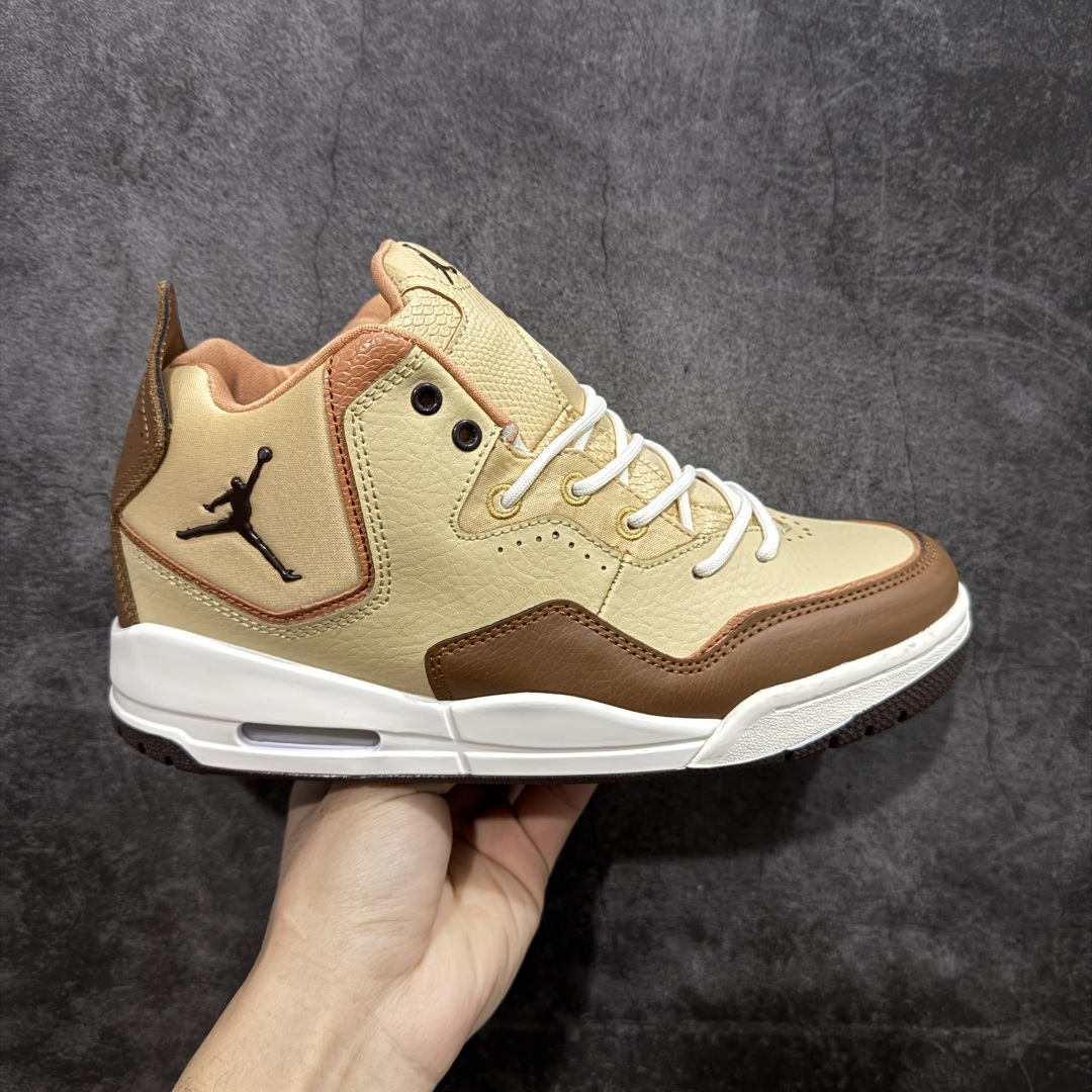 【黑金纯原版】Air Jordan Courtside 23 AJ23 乔23 简版中帮复古休闲运动文化篮球鞋 HV1812-221 原装级别重装出货 正确鞋舌立体高频 原厂数据独家私磨 原厂纸板开发操作 原盒原包装 每双鞋都来自于原鞋开发对色卡，妥妥的放心 采用头层皮皮革以及轻便牛巴皮革 市场最好版本 尺码：36 36.5 37.5 38 38.5 39 40 40.5 41 42 42.5 43 44 44.5 45 46-选品中心