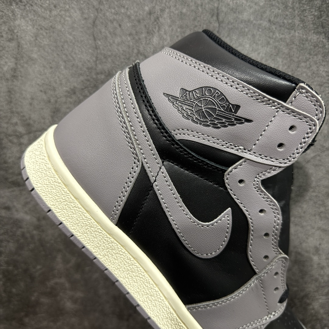 图片[7]-【XP版本】Air Jordan 1 Hi \’85 “Reverse Shadow” 舒适复古 防滑耐磨 高帮 复古篮球鞋 男女同款 灰黑色 反转影子灰2.0版 HV6674-020 国内一线头部知名大厂出品 知名厂牌同源 原鞋原楦头纸板开发 极致一眼正品既视感 原厂皮料打造 整体楦型 正确鞋垫 中底拉帮 飞翼3D高频深度立体 等各方细节做工完美呈现 最大限度还原公司正品 实拍如图所示 所见即所得 尺码：40 40.5 41 42 42.5 43 44 44.5 45 46 47.5-选品中心