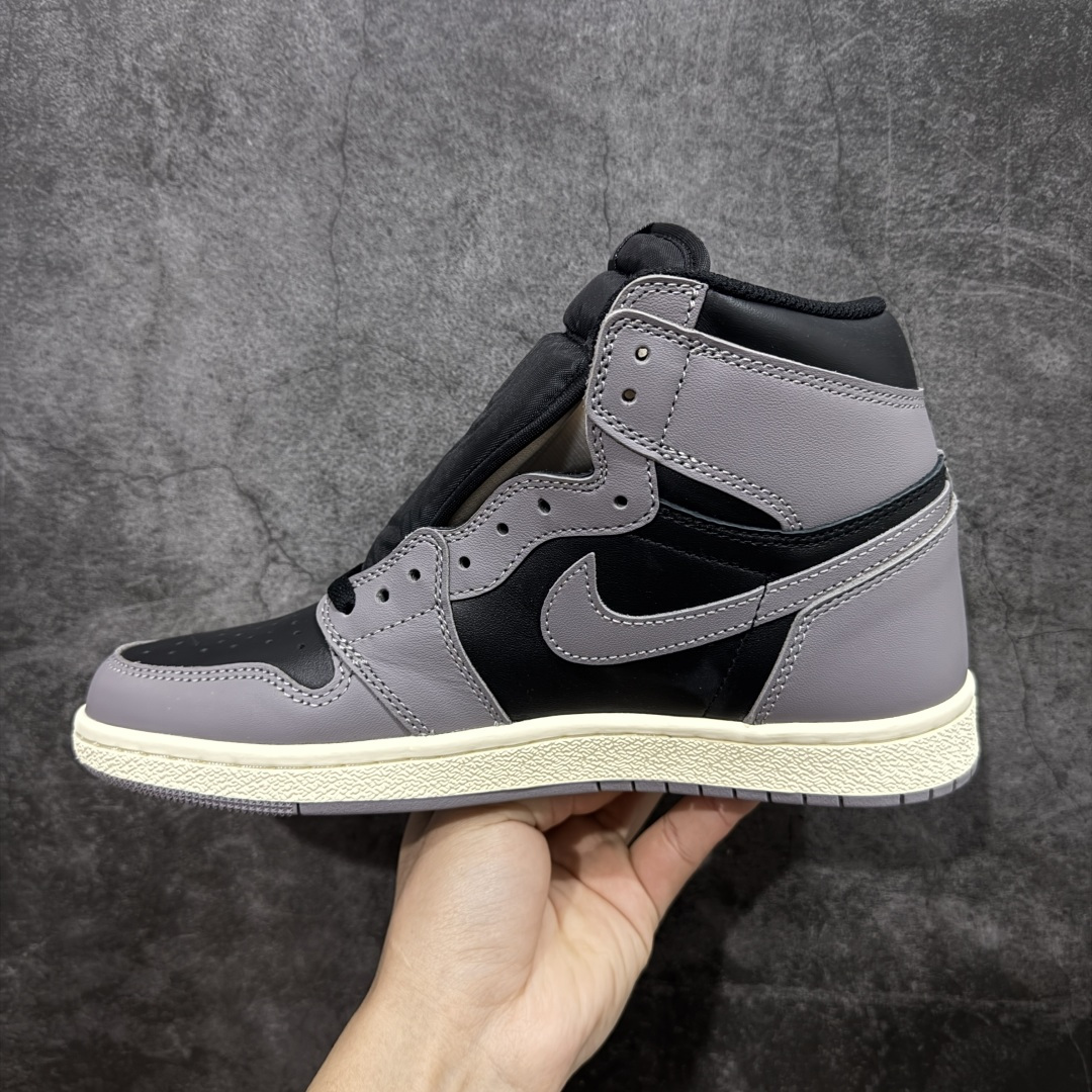 图片[2]-【XP版本】Air Jordan 1 Hi \’85 “Reverse Shadow” 舒适复古 防滑耐磨 高帮 复古篮球鞋 男女同款 灰黑色 反转影子灰2.0版 HV6674-020 国内一线头部知名大厂出品 知名厂牌同源 原鞋原楦头纸板开发 极致一眼正品既视感 原厂皮料打造 整体楦型 正确鞋垫 中底拉帮 飞翼3D高频深度立体 等各方细节做工完美呈现 最大限度还原公司正品 实拍如图所示 所见即所得 尺码：40 40.5 41 42 42.5 43 44 44.5 45 46 47.5-选品中心