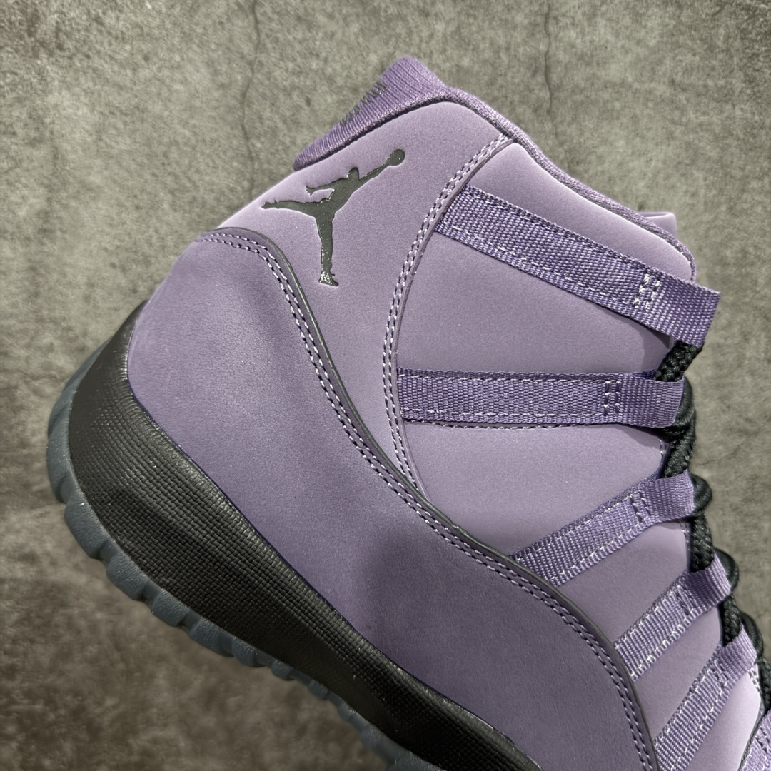 图片[7]-【外贸版】Air Jordan 11 Retro AJ11 乔11紫黑紫麂皮 IO8961-553   原楦原档案数据开模打造 原厂中底拉帮钢印 原厂漆皮 防冻不开裂 头层皮料 原装鞋撑 水晶大底正确色度色泽 原楦原数据刺绣 原厂车缝走线及对位 毫厘不差 飞人logo采用原数据电脑刺绣 原装正品碳纤维真实碳板 增强抗扭 原内标 原盒标 正确官方原盒 原厂防氧化水晶外底 原厂配套厂全掌solo气垫 尺码：40 40.5 41 42 42.5 43 44 44.5 45 46 47.5 48.5-选品中心