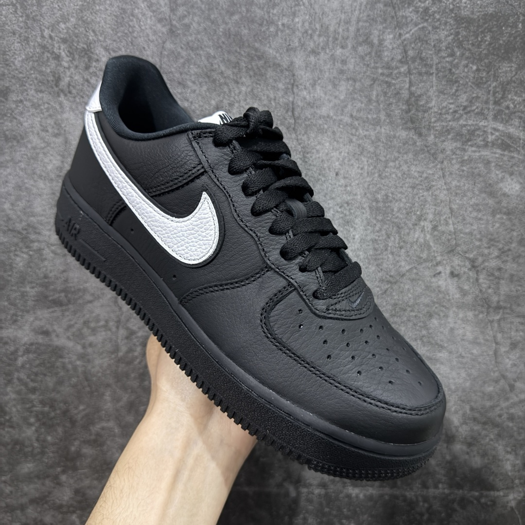 图片[3]-【Max原厂皮版】Nike Air Force 1 Low AF1空军一号 黑白 CQ0492-001 •市场最高品质 •原厂皮 纹理皮质原鞋保持一致 •正确拉帮线颜色与原鞋一致 •正确鞋垫RB材质 高弹性 •原厂电绣工艺 刺绣立体感饱满度一致 •原厂鞋舌织唛标 同步原鞋 •正确鞋盒外标 字体立体感 带芯片 •正确高频深度 •正确针车缝隙 尺码：35.5 36 36.5 37 37.5 38 38.5 39 40 40.5 41 42 42.5 43 44 44.5 45 46 46.5 47.5-选品中心