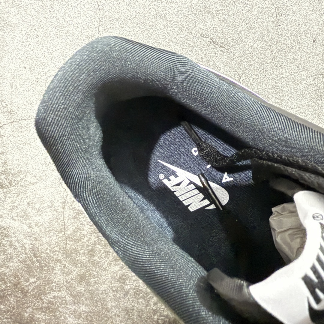 图片[6]-【Max原厂皮版】Nike Air Force 1 Low AF1空军一号 黑白 CQ0492-001 •市场最高品质 •原厂皮 纹理皮质原鞋保持一致 •正确拉帮线颜色与原鞋一致 •正确鞋垫RB材质 高弹性 •原厂电绣工艺 刺绣立体感饱满度一致 •原厂鞋舌织唛标 同步原鞋 •正确鞋盒外标 字体立体感 带芯片 •正确高频深度 •正确针车缝隙 尺码：35.5 36 36.5 37 37.5 38 38.5 39 40 40.5 41 42 42.5 43 44 44.5 45 46 46.5 47.5-选品中心