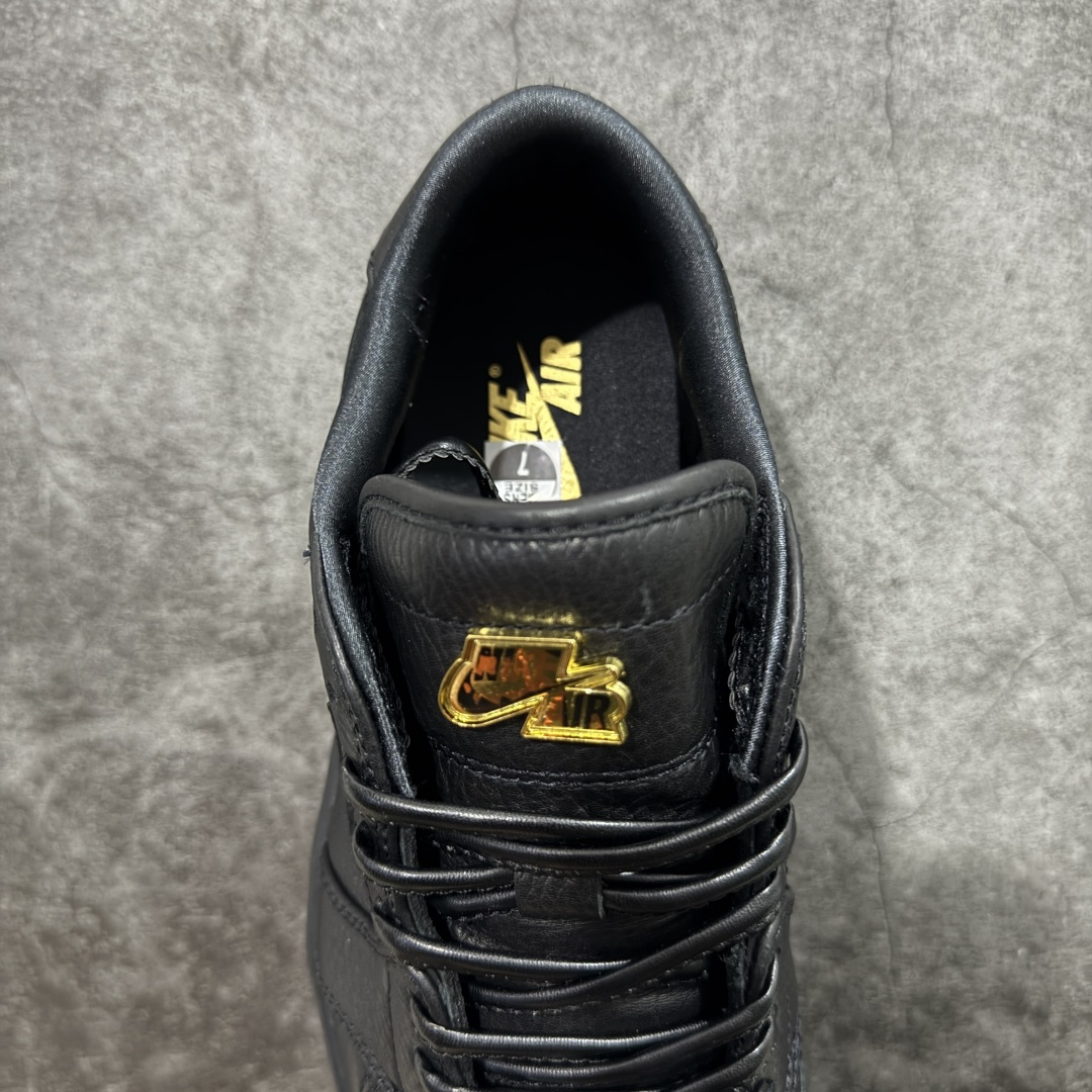 图片[8]-【纯原版】Air Jordan AJ1 Low 低帮 黑金 玄武 国区限定黑色 IO3147-001 市最具代表性版本 口碑大厂出品 品控大底版型不断改良更新 全套原纸板楦头开发 确保原汁原味 完美呈现版型 完美零毛边处理 原厂内置全掌气垫 价格定位良心 平台专用代工流水线出品 一眼公司既视感 拿到手的一瞬间就与众不同 碾压市面所有版本 全部原鞋开发 每一个配色都会采购原鞋确认细节 打破市面看图做货无好货之说 尺码：35.5 36 36.5 37.5 38 38.5 39 40 40.5 41 42 42.5 43 44 44.5 45 46 47.5-选品中心