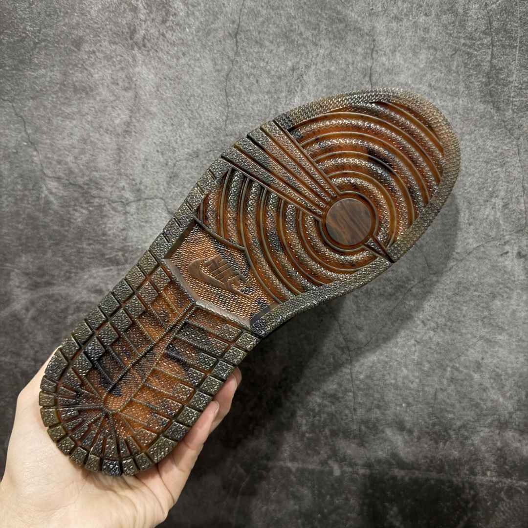 图片[9]-【纯原版】Air Jordan AJ1 Low 低帮 黑金 玄武 国区限定黑色 IO3147-001 市最具代表性版本 口碑大厂出品 品控大底版型不断改良更新 全套原纸板楦头开发 确保原汁原味 完美呈现版型 完美零毛边处理 原厂内置全掌气垫 价格定位良心 平台专用代工流水线出品 一眼公司既视感 拿到手的一瞬间就与众不同 碾压市面所有版本 全部原鞋开发 每一个配色都会采购原鞋确认细节 打破市面看图做货无好货之说 尺码：35.5 36 36.5 37.5 38 38.5 39 40 40.5 41 42 42.5 43 44 44.5 45 46 47.5-选品中心