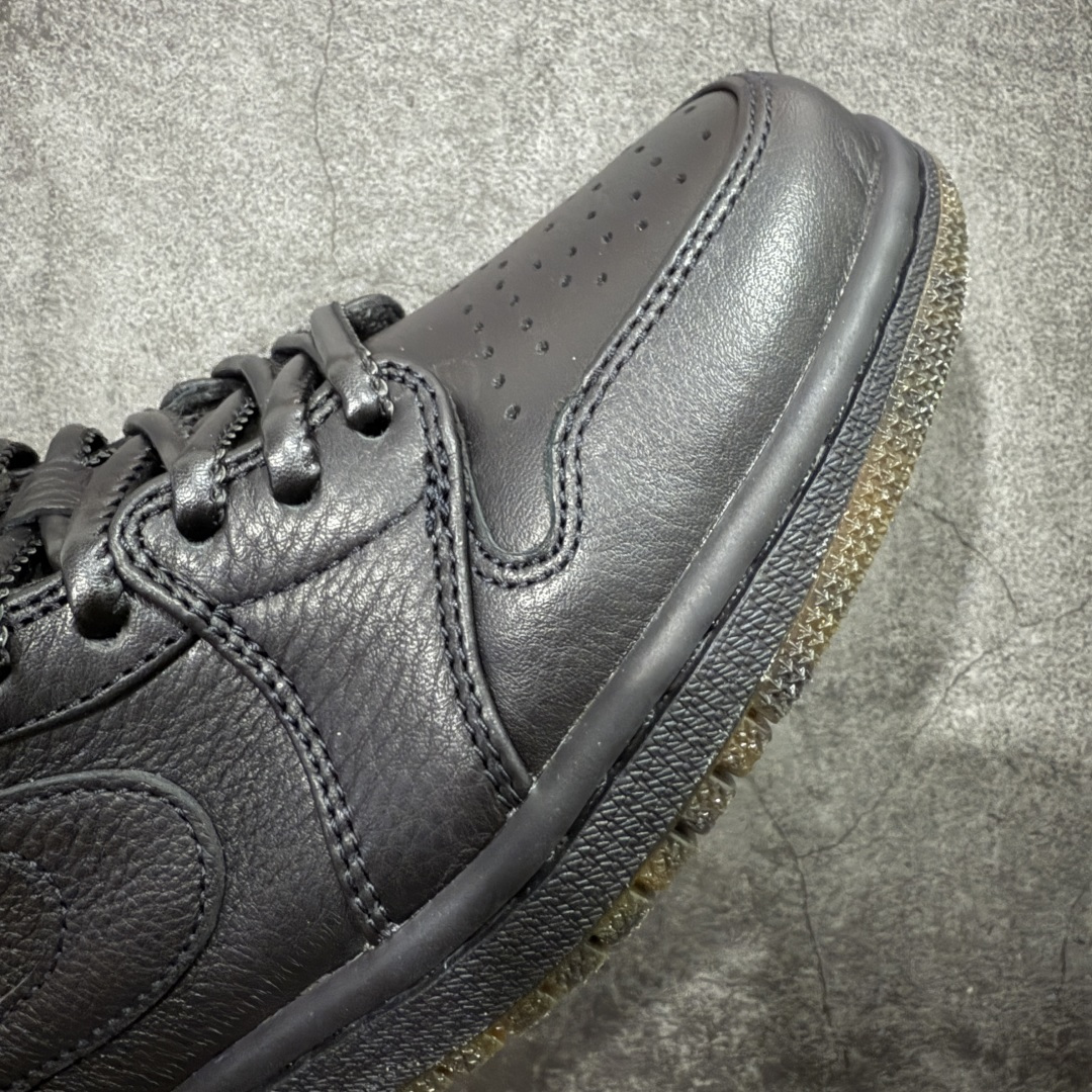 图片[5]-【纯原版】Air Jordan AJ1 Low 低帮 黑金 玄武 国区限定黑色 IO3147-001 市最具代表性版本 口碑大厂出品 品控大底版型不断改良更新 全套原纸板楦头开发 确保原汁原味 完美呈现版型 完美零毛边处理 原厂内置全掌气垫 价格定位良心 平台专用代工流水线出品 一眼公司既视感 拿到手的一瞬间就与众不同 碾压市面所有版本 全部原鞋开发 每一个配色都会采购原鞋确认细节 打破市面看图做货无好货之说 尺码：35.5 36 36.5 37.5 38 38.5 39 40 40.5 41 42 42.5 43 44 44.5 45 46 47.5-选品中心
