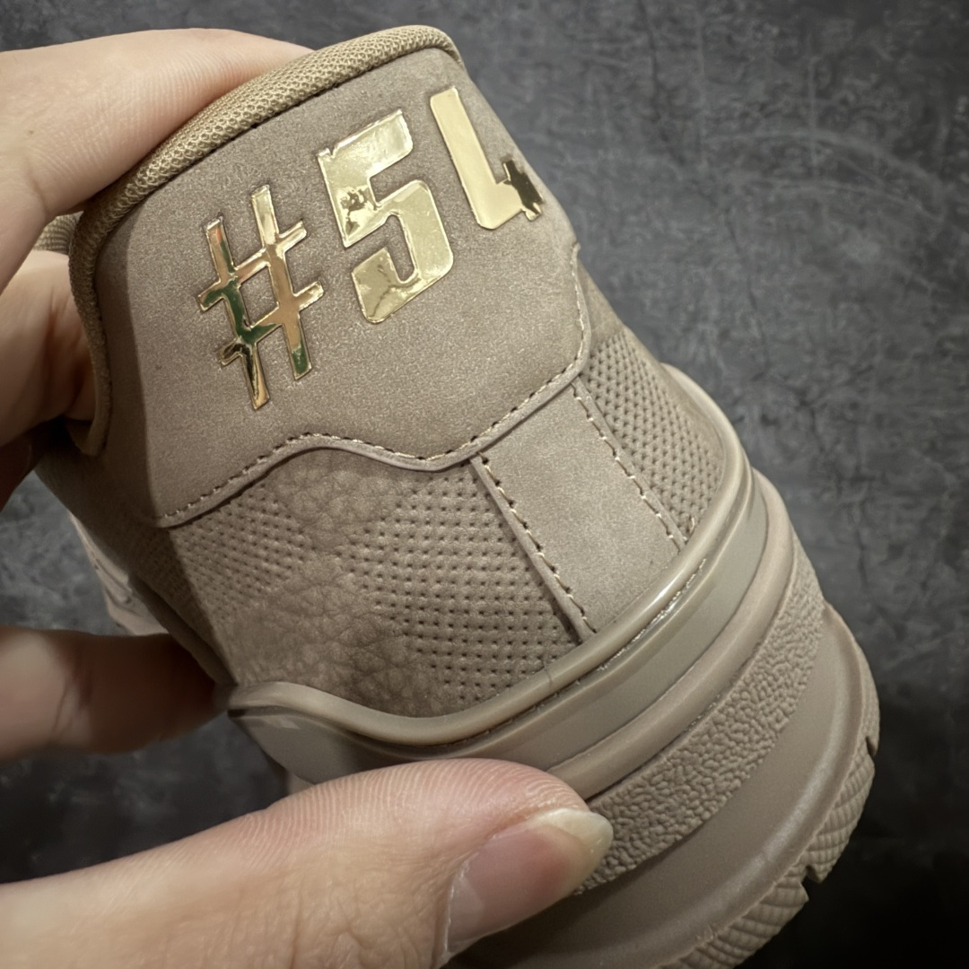 图片[2]-【PK纯原版】Louis Vuitton 路易威登 LV Trainer 低帮休闲板鞋 同步官方2025最新原版包装 海淘代购同渠道品质 高端零售 外贸充正专供 原版购入开发 ZP级全套包装 完美楦型 正确卡色 大底TPU 质感媲美原版 细节与原版一致 请注意区分市面通货材 尺码：39 40 41 42 43 44 45 46-选品中心