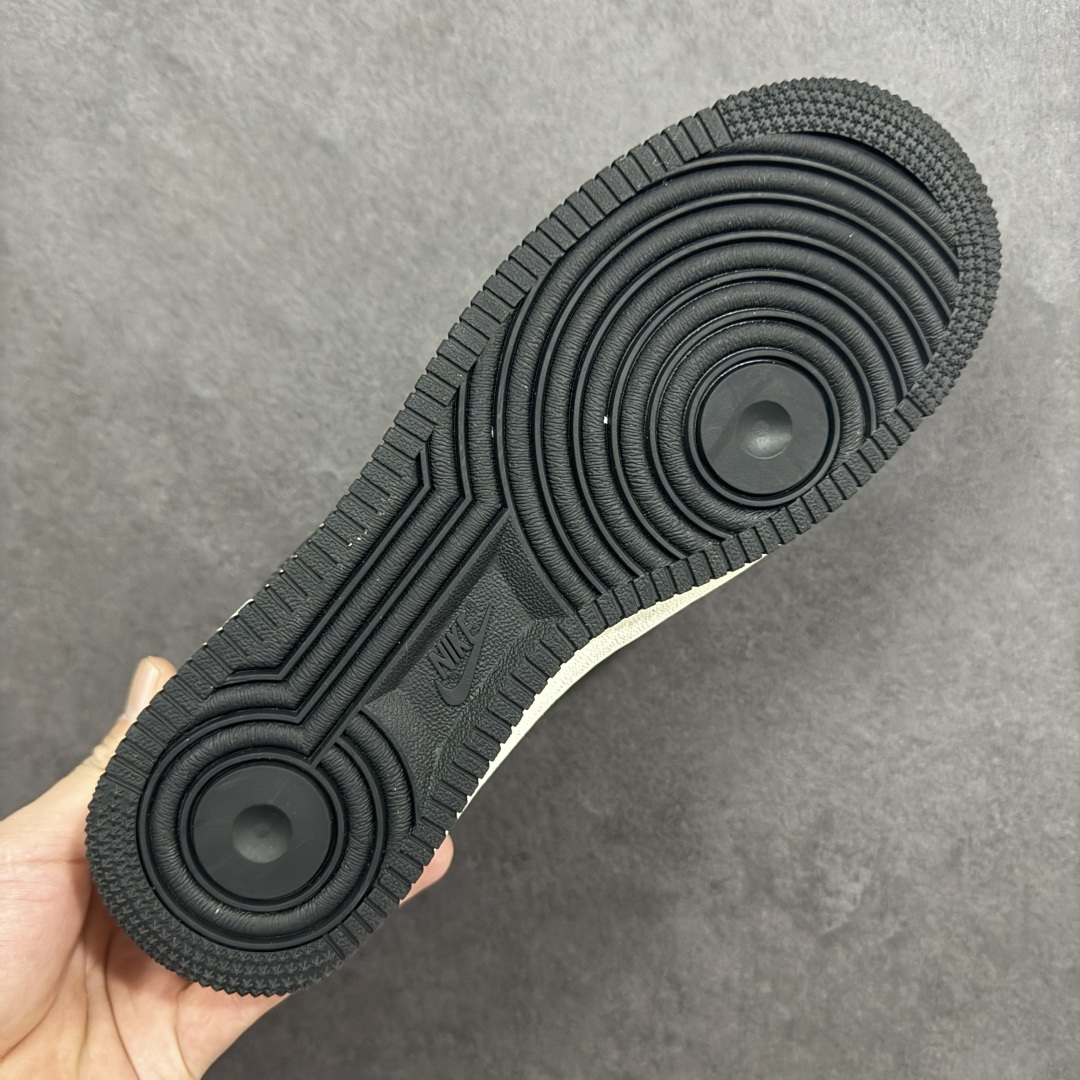 图片[9]-【定制版】Nike Air Force 1\’07 Low Lv联名 空军一号低帮休闲板鞋  #原楦头原纸板 高端定制鞋盒 原厂鞋底 超高清洁度 细节完美 货号：KG6699-F15  尺码：36 36.5 37.5 38 38.5 39 40 40.5 41 42 42.5 43 44 44.5 45-选品中心