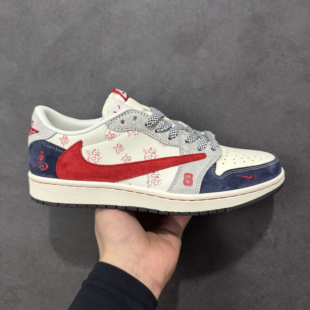 【定制版】Jordan 1 Low 马年限定 倒勾低帮休闲版本 原厂全头层皮 大厂纯原品质出货 纯正版型 定制鞋盒 皮料切割干净无任何毛边 细节完美 超高清洁度 货号：YX5066-415 尺码：36 36.5 37.5 38 38.5 39 40 40.5 41 42 42.5 43 44 44.5 45-选品中心