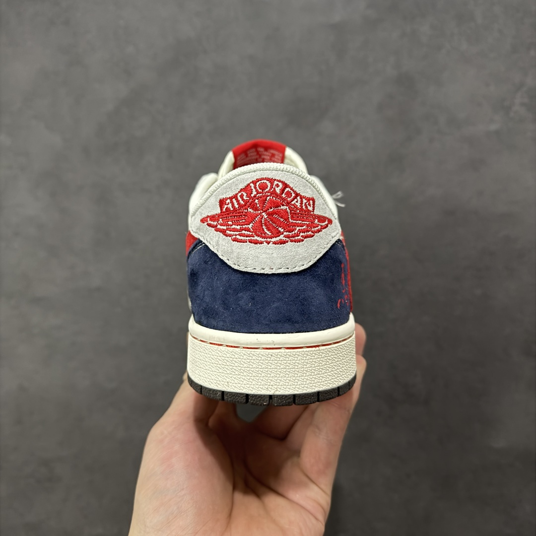 图片[4]-【定制版】Jordan 1 Low 马年限定 倒勾低帮休闲版本 原厂全头层皮 大厂纯原品质出货 纯正版型 定制鞋盒 皮料切割干净无任何毛边 细节完美 超高清洁度 货号：YX5066-415 尺码：36 36.5 37.5 38 38.5 39 40 40.5 41 42 42.5 43 44 44.5 45-选品中心